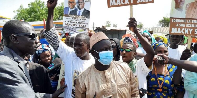 Koumpentoum : Accueilli du Président/mobilisation- le Maire de Kahéne Mamady Thiam remercié par Macky Sall