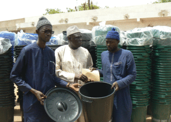 Tamba : Le Député Maire Mame Balla Lô remet des subventions de 14,600 millions de francs aux CDQ