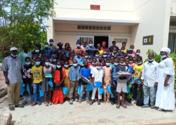 Lutte contre la tuberculose à Tamba : 50 élèves des classes de CM1 produisent des messages de sensibilisation