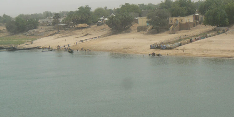 Bakel : Chavirement d’une pirogue/1 corps sans vie repêché/2 individus encore recherchés par les sapeurs