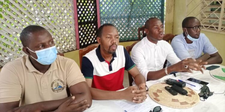 Locale 2022 : Mairie Tamba/Ibrahima Traoré et Mamadou Sow, anciens dirigeants de structures de jeunes, soutiennent la candidature de Sidiki Kaba.