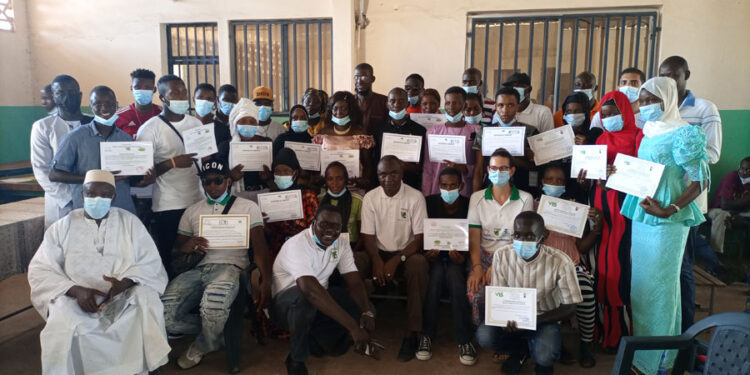 Tamba : Remise d’attestations à 173 jeunes formés par l’ONG VIS