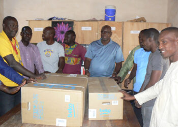 Tamba: Lassana Kanté équipe la salle des professeurs du CEM Gouye en climatiseur