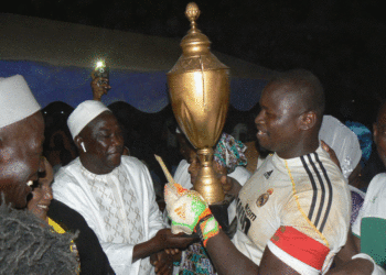 Tournoi de foot des vétérans de l’Asc Diocko de Tamba : «Dox Dadjé » remporte le trophée Guimba Keita