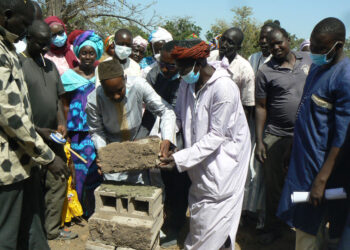 Niani Toucouleur : Le Maire Seydou Bâ pose la 1ère pierre de la Case de Santé de Diamagueune Sine