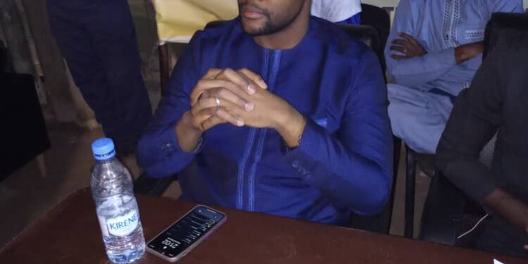 Publireportage/Yaya Sall reçoit le candidat Papa Banda Dièye et les représentants du candidat Sina Cissokho.