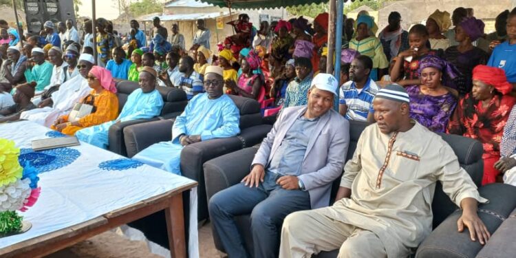 Commune de Kahéne : « Sargal » Mamady Thiam, les populations offrent un meeting de remerciements à leur Maire réélu