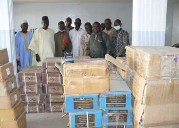 Tamba : Le Député Maire Mame Balla Lô remet des fournitures scolaires aux écoles de la ville pour 14,5 millions de francs Cfa