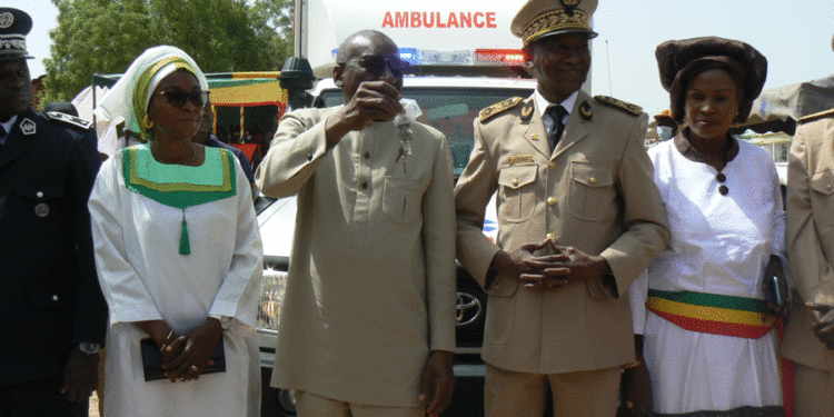 Tamba : Ambulance médicalisée du MSAS au CHR/le Ministre Sidiki Kaba remet les clés