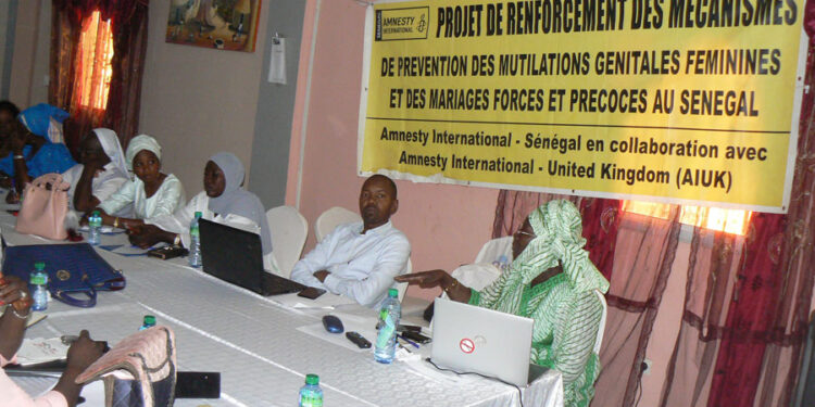 Tamba: Amnesty International/Prévention des mutilations génitales féminines et des mariages forcés et précoces/ Des Sages-femmes et matrones outillées en droits humains