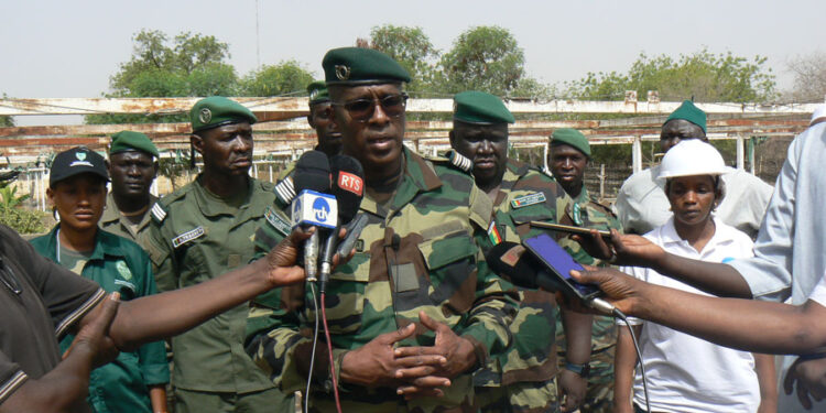 Colonel Major Baïdy Bâ, Directeur des eaux et forêts: Lutte contre les feux de brousse/« Nous allons créer une caserne de sapeurs forestiers