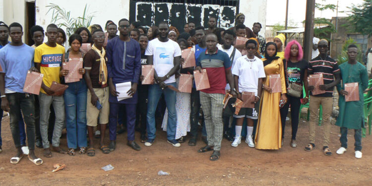 Tamba : Porte à porte/La jeunesse de Mamadou Kassé déroule ses stratégies pour une large victoire de BBY