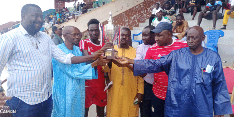 Tambacounda: Finale du championnat régional de football/Boundou Fc remporte le trophée du doyen Thierno Tounkara