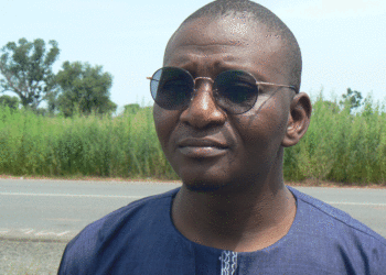 Dialacoto : Le PADAER II équipe le magasin de stockage et fournit un important mobilier de bureau aux Op