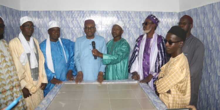 Tamba : Le Ministre Sidiki Kaba procède à l’inauguration de la morgue de Daybatou construite par ADESOR