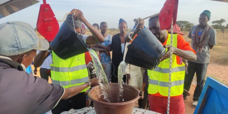 Amana Projects : Le puits N°32 de Keur Oumar Malado Sow (Saint Louis du Sénégal) désormais opérationnel