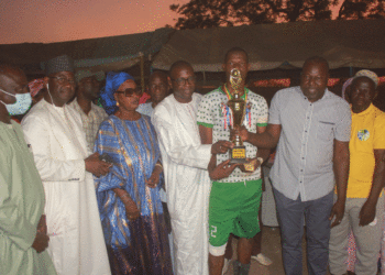 Coupe du Maire de Kothiary : L’Asc Guinaw Rail remporte le trophée du Maire Ismaïla Kaba