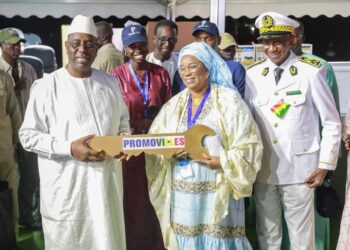 Tamba : Le Président Macky Sall remet les clés de la maison des femmes à Mme Traoré du CCF
