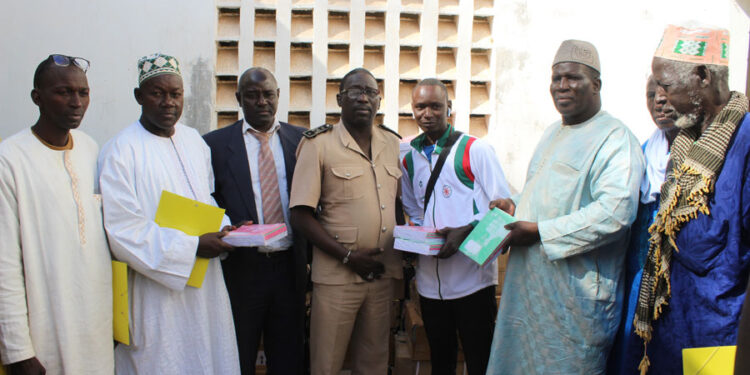 Tamba/Maka Colibantang : Le Député Maire Bilaly Bâ remet des fournitures scolaires aux écoles, aux structures DIPE, aux Daarra/Un appui de 2 millions aux étudiants