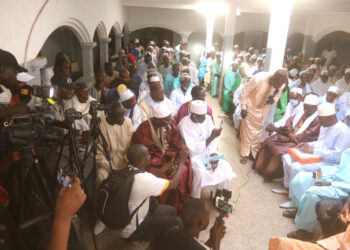 Ramadan 2023 à Tamba : Le ministre Sidiki Kaba distribue des centaines de kits alimentaires aux populations