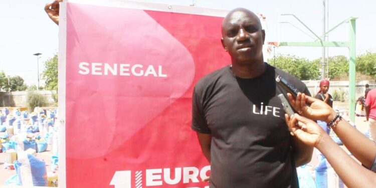 Ramadan 2023 à Tamba : [Vidéo] L’ONG LIFE et AM BE KOUN Solidarité distribuent 339 kits aux populations démunies