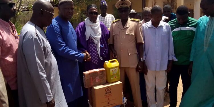 Koumpentoum : Le conseil départemental vole au secours des sinistrés de l’incendie de Koumaré et des indigents en distribuant 5 millions en denrées