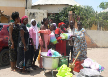 Tamba : CICODEV Afrique et son partenaire SOS FAIM en soutien aux greniers communautaires des cases de tout-petits.