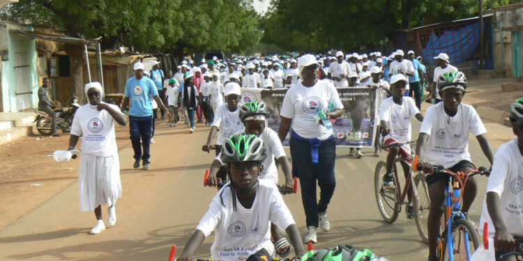 Tamba : Randonnée pédestre de l’ANESCS/« Marchons ensemble avec les populations pour le bien-être de tous »