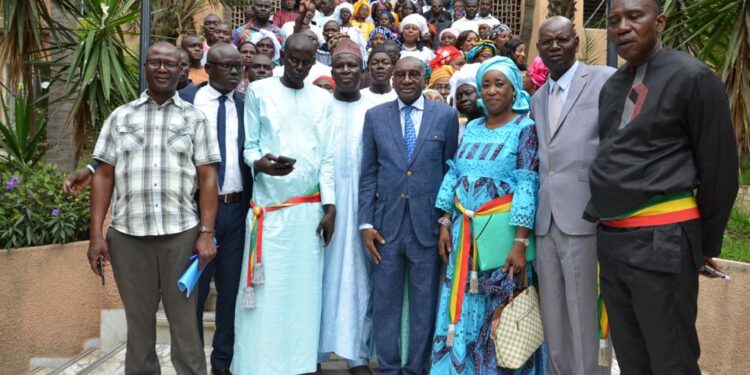 Tamba/Kédougou : Des adjoints aux Maires lancent un cadre politique autour de Sidiki Kaba (Communiqué)