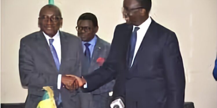 Communiqué : Choix Amadou Bâ, le Ministre Sidiki Kaba « réaffirme avec vigueur sa détermination à soutenir… »
