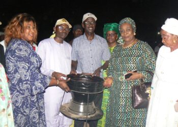 « Tamba Djigui Wassa»/3e édition: Modibo Karim Konaté, le « fonfoni » de Me Sidiki Kaba, soulage 100 femmes