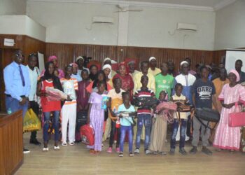 Tamba/UDEN: 1ère édition de la journée de distribution de kits scolaires aux enfants d’enseignants décédés/27 mômes soulagés