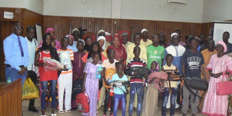 Tamba/UDEN: 1ère édition de la journée de distribution de kits scolaires aux enfants d’enseignants décédés/27 mômes soulagés