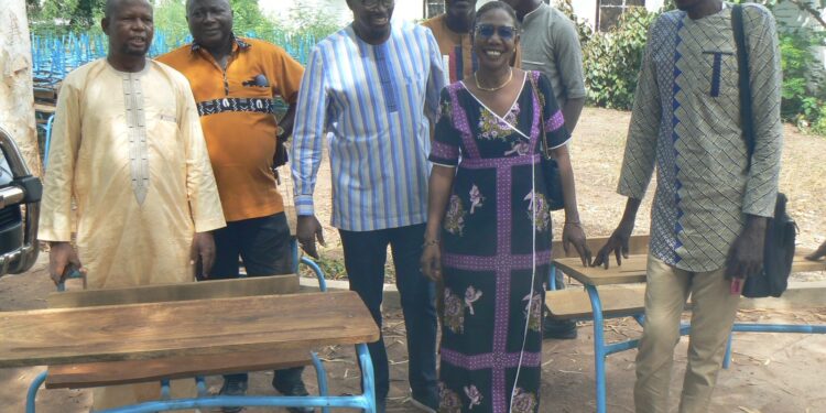 Tamba : Mamadou Kassé, PCD remet plus de 300 tables-bancs aux établissements scolaires