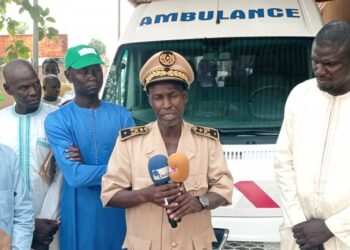 Tamba/Sinthiou Maléme : Le Maire Abdou Samath Sakho remet des clés d’une ambulance flambant neuve au poste de santé