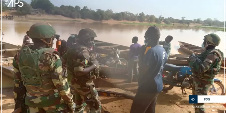 Une bande armée interpellée et des sites d’orpaillage démantelés dans l’est du Sénégal (DIRPA)