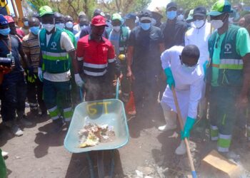 Tambacounda : Lancement journée de nettoiement/ Le ministre Olivier Boucal magnifie la mobilisation