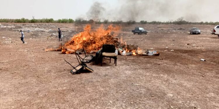 Koumpentoum : Produits périmés et impropres à la consommation/ Presque 4 tonnes incinérés.