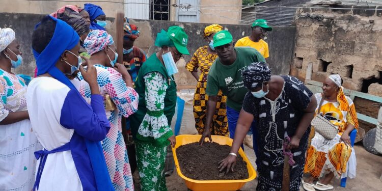 Tambacounda : Le mouvement « Nous sommes la solution » outille des GIE sur les bio intrants