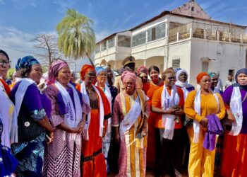 Tambacounda : [Vidéo]16 jours d’activisme/La Direction régionale de la famille et ActionAid, projet ALM, en caravane de sensibilisation contre les MGF