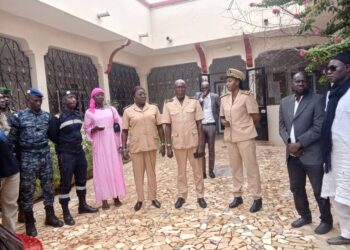 Koumpentoum : Le Préfet Safiatou Joséphine Dieng présente les vœux de Noël à l’Eglise