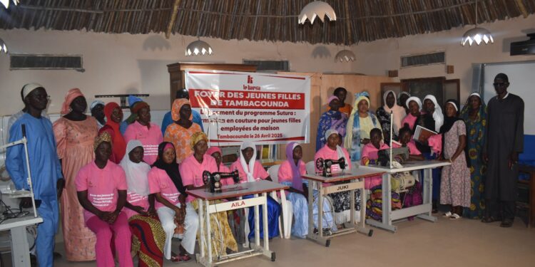 Tambacounda : Lancement du programme « SUTURA » /Des filles employées de maisons formées en couture au foyer des jeunes filles Le Korsa
