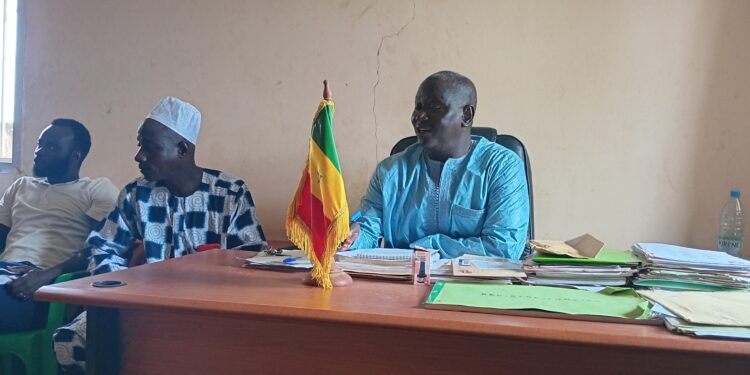 Kahène : Le maire remet une importante subvention aux ASC pour soutenir le mouvement sportif local