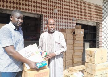 Niani Toucouleur : Le Maire Seydou Bâ remet des fournitures scolaires pour l’effectivité du concept « Ubi téy, diang téy »