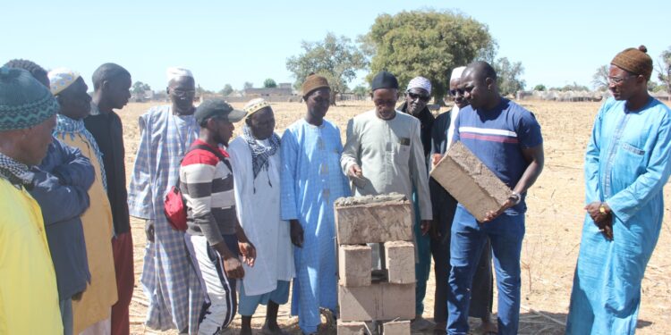 Ndoga Babacar : Construction de logement ICP-SF/ Le Maire Oumar Déme et le MCD posent la première pierre